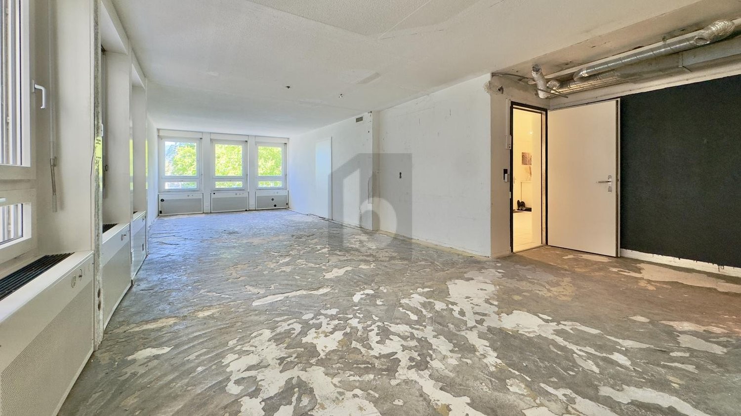 negozio di 80m²