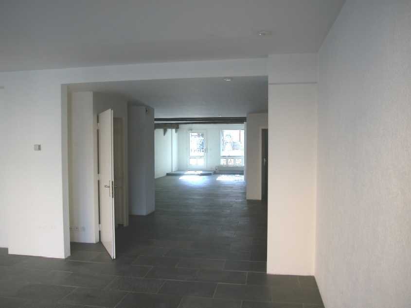 133m² negozio