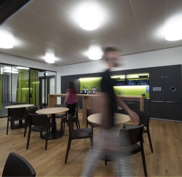 1000m² office, foto 4 di 6