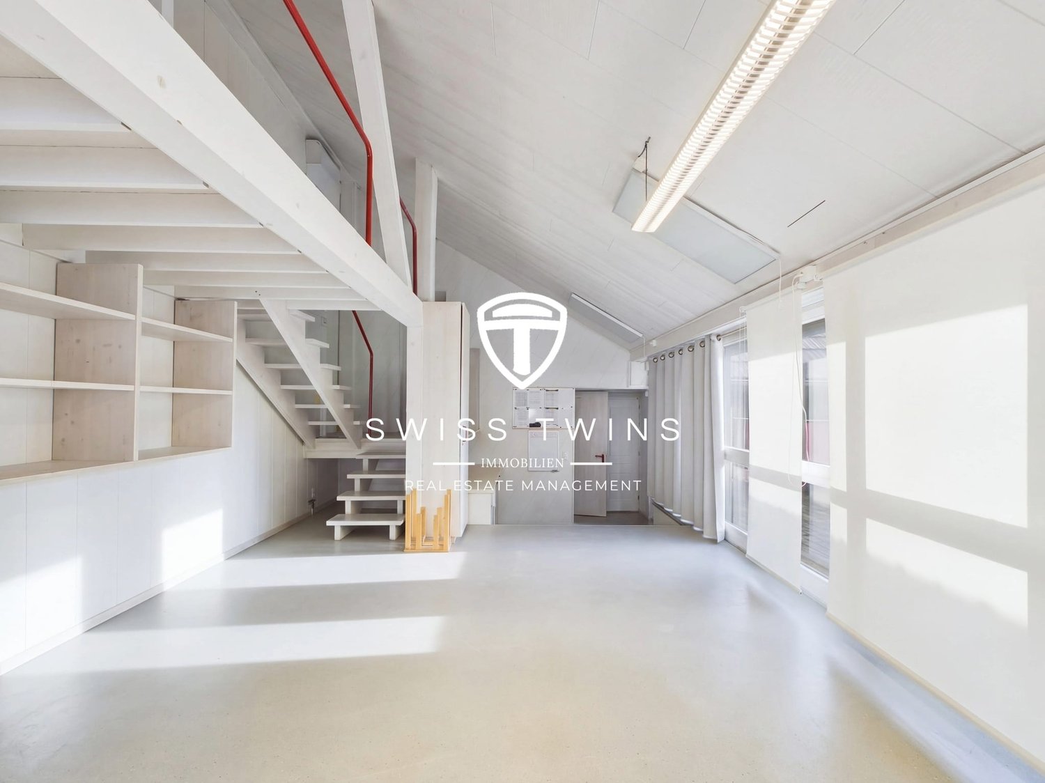 Officina di 301m²