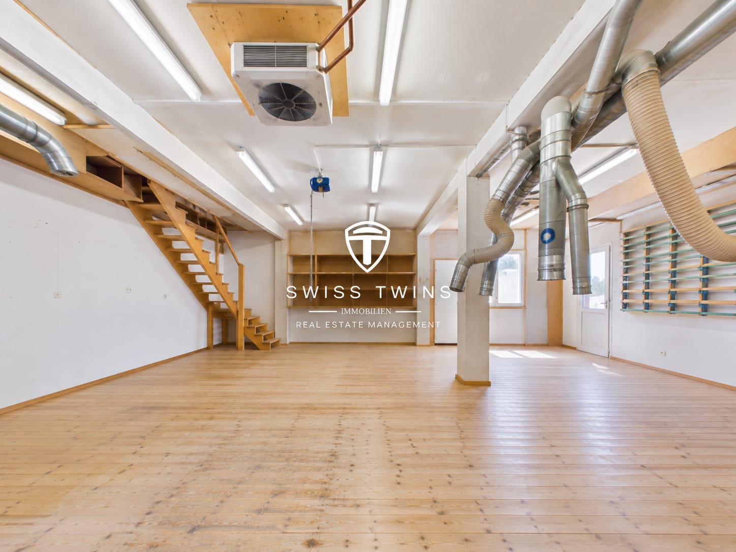 Officina di 301m²
