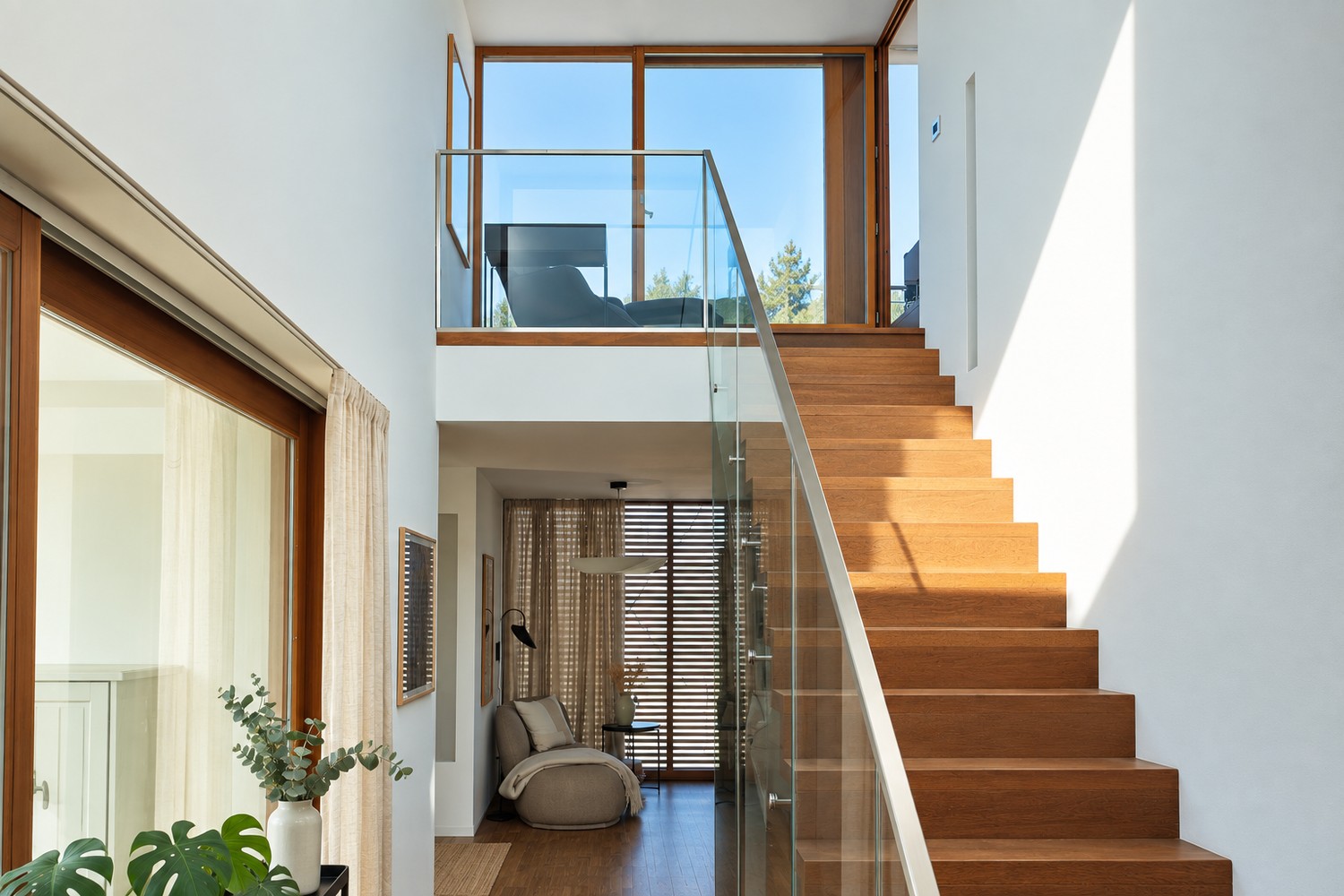 Casa unifamiliare di 4 ½ locali, foto 2 di 5