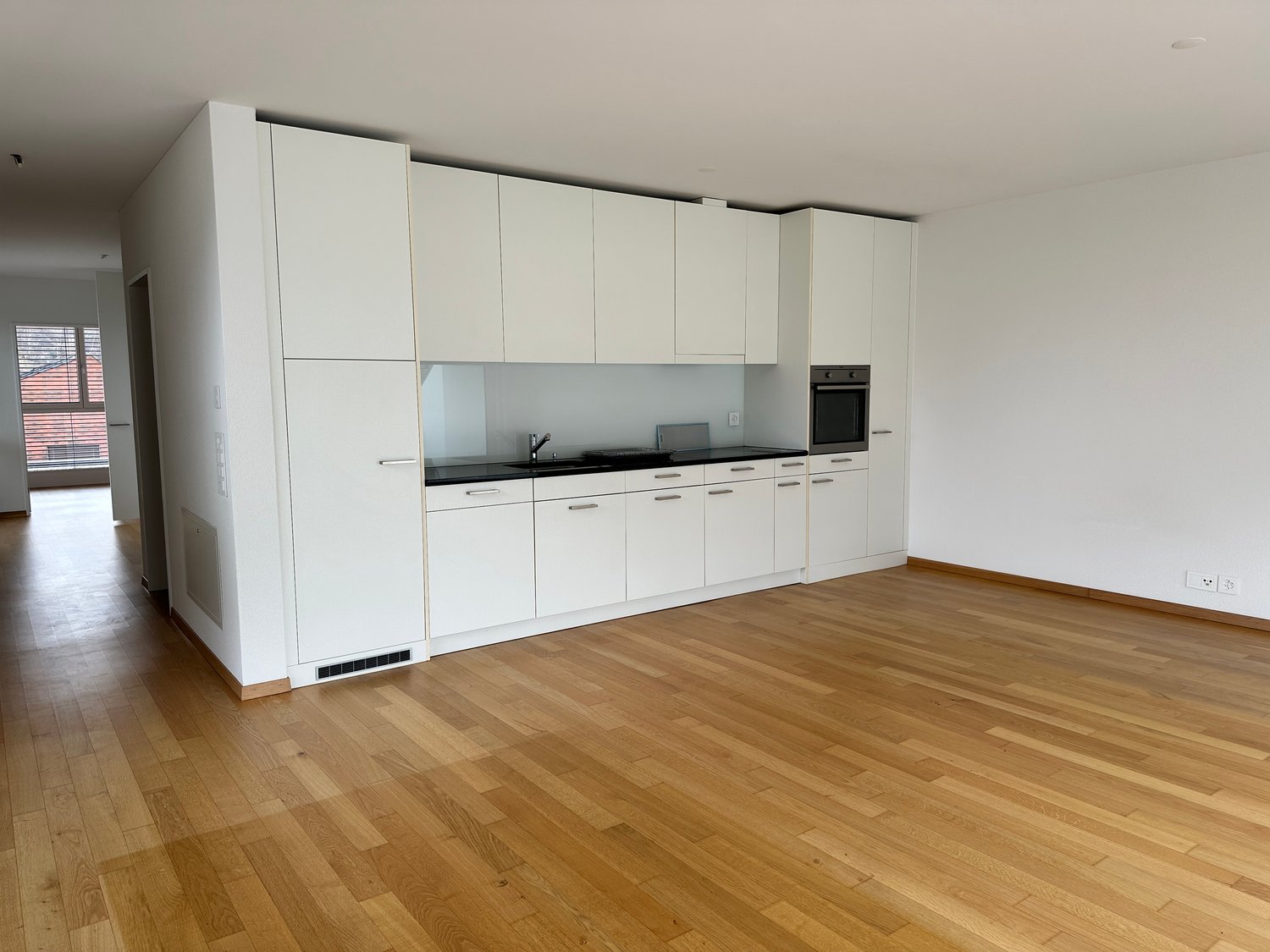 Appartamento mansardato di 1 ½ locali, foto 1 di 10