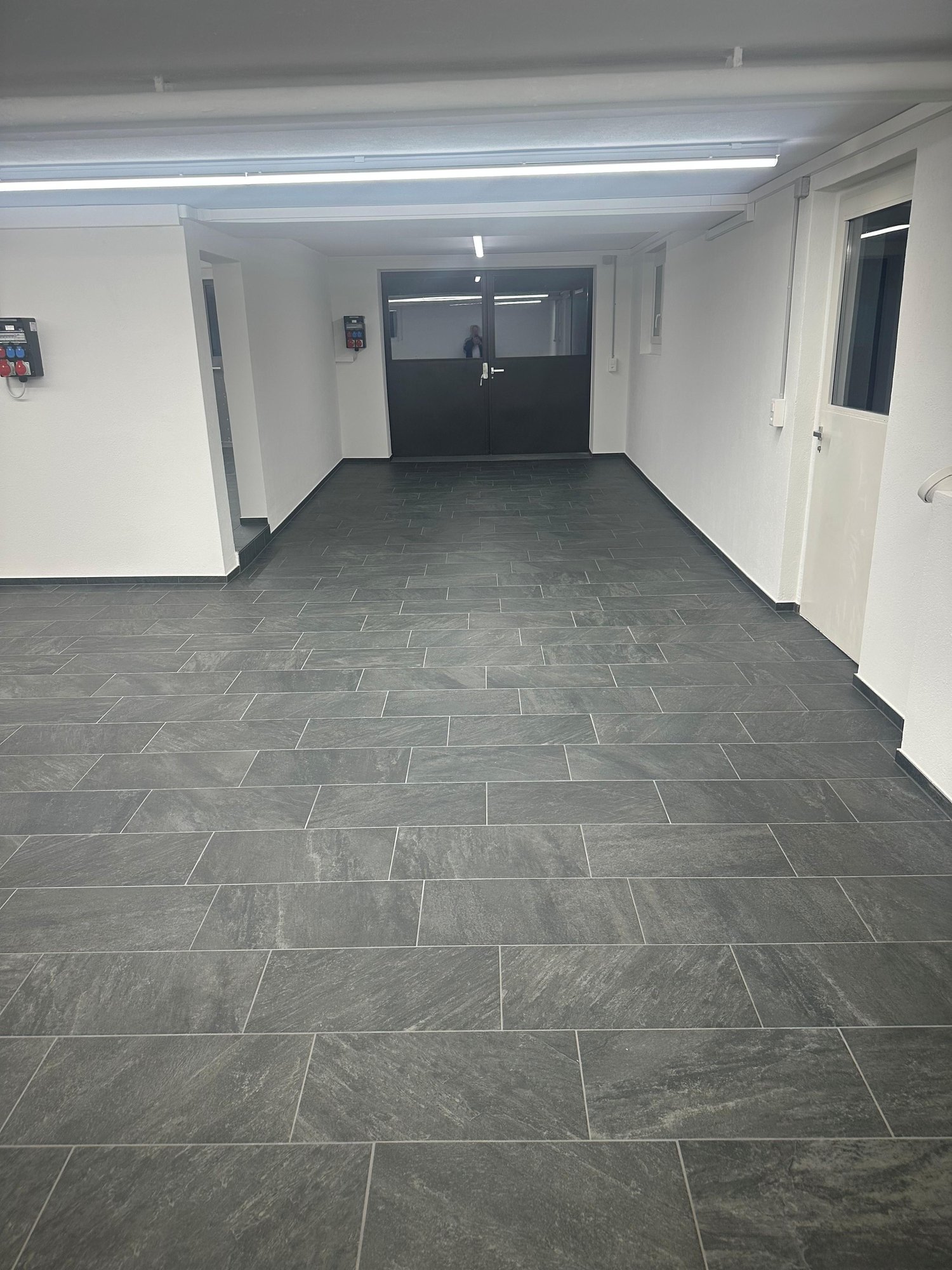 100m² commerciale
