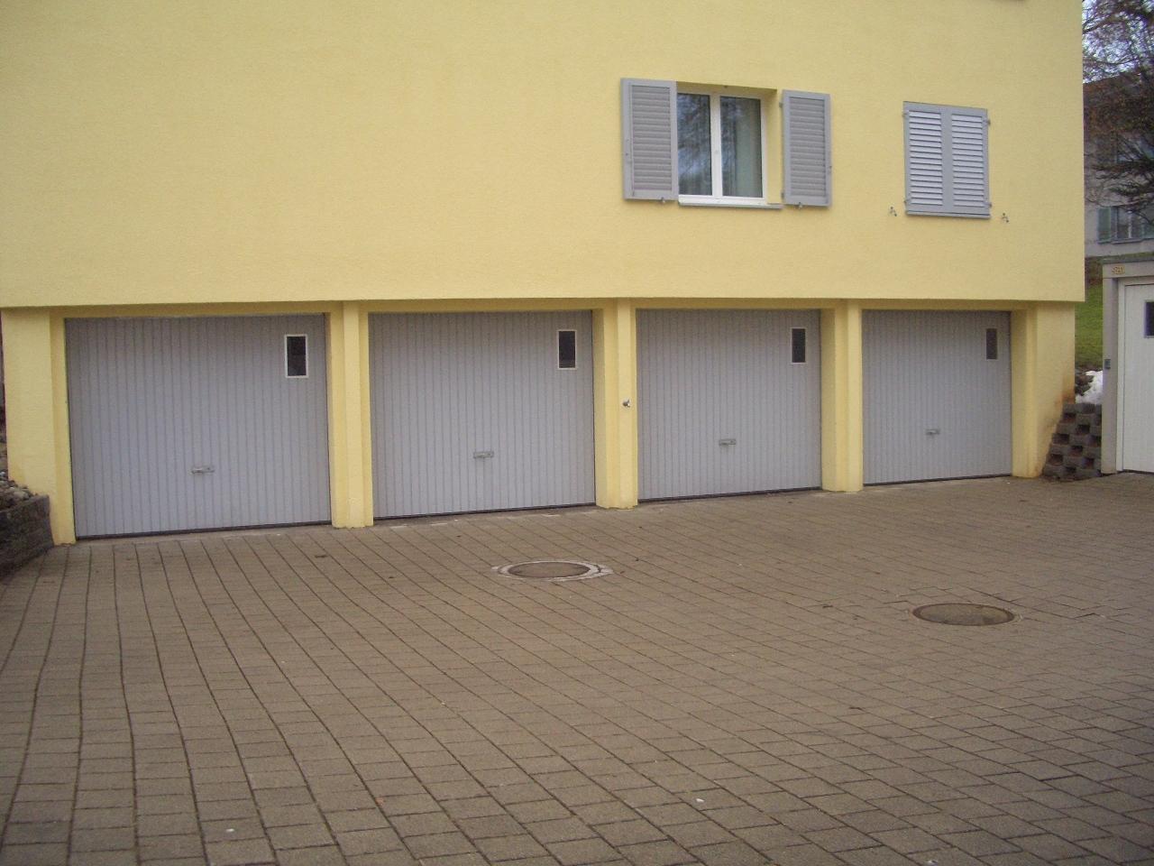 Garage singolo, foto 1 di 3