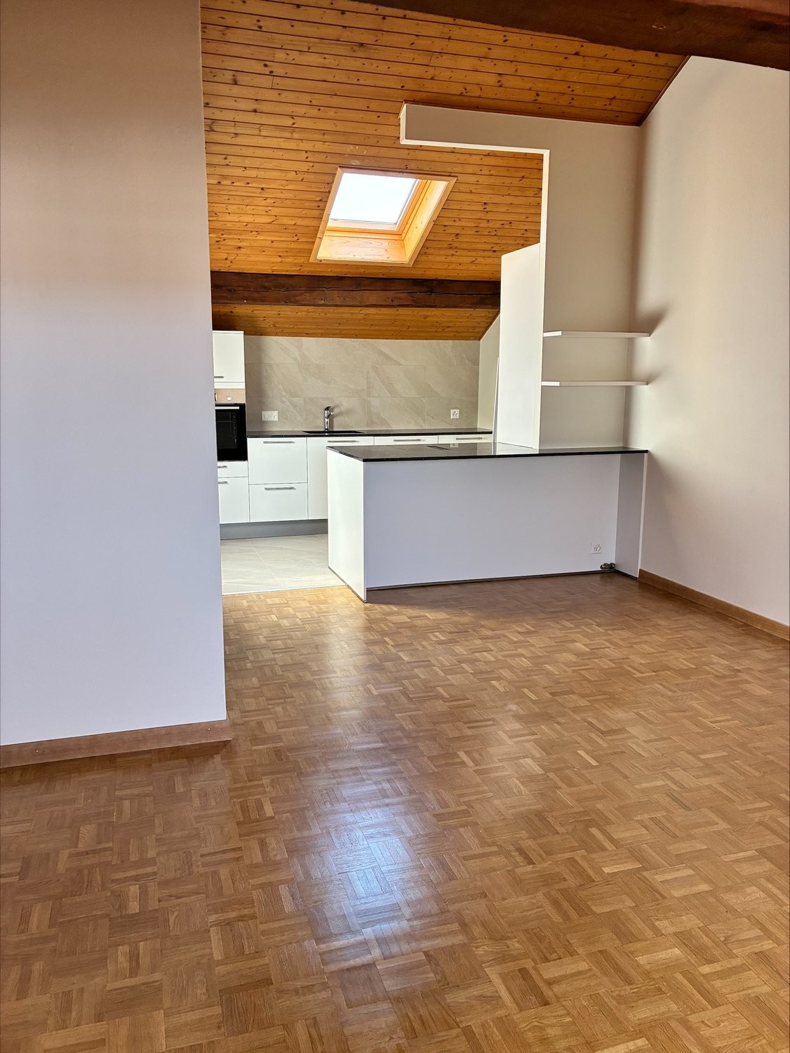 Appartamento di 5 locali, foto 4 di 7