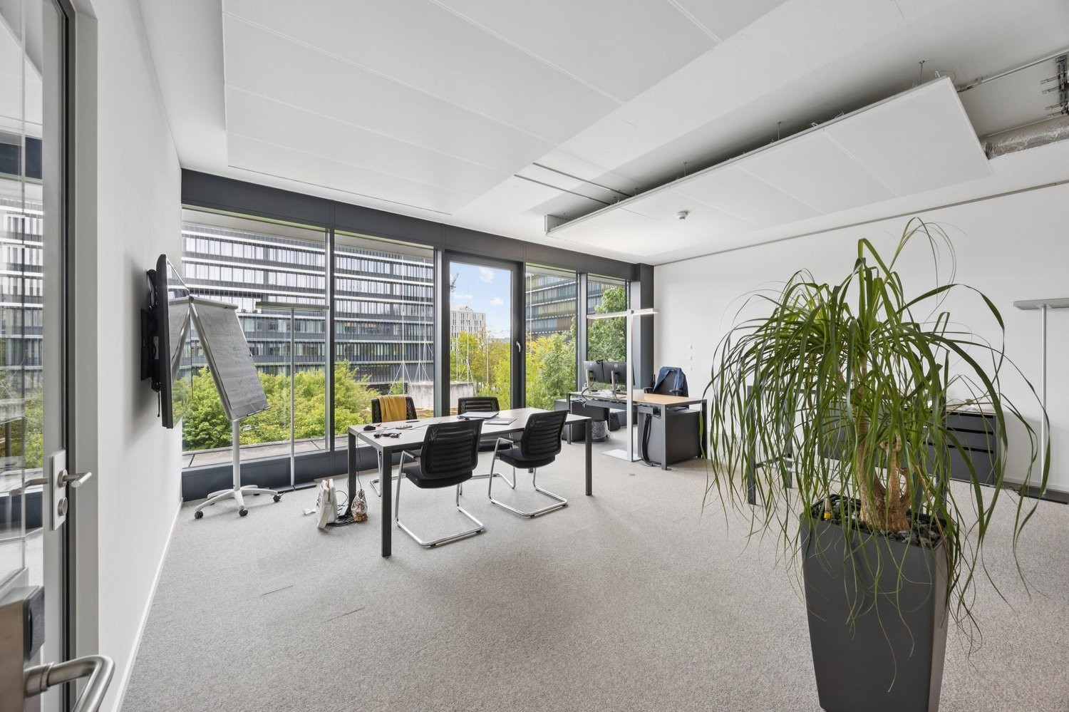 1048m² ufficio, foto 5 di 5