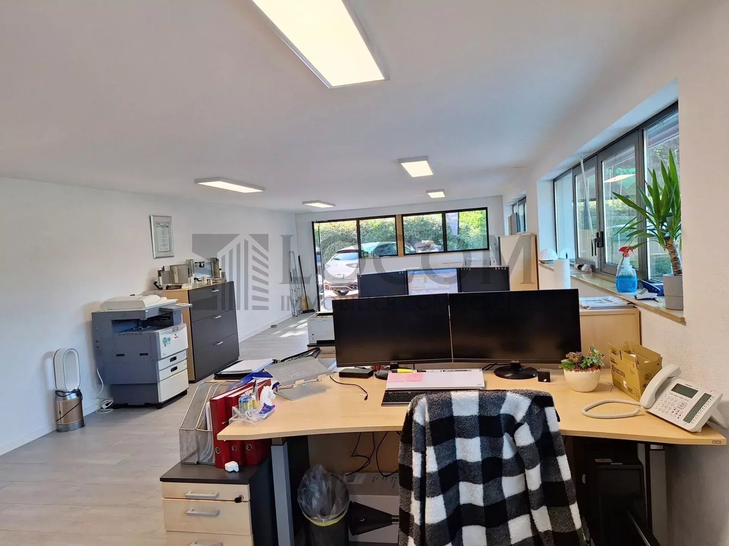 negozio di 70m²