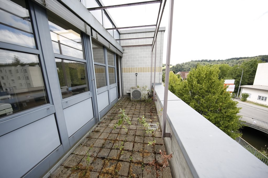 104m² commerciale