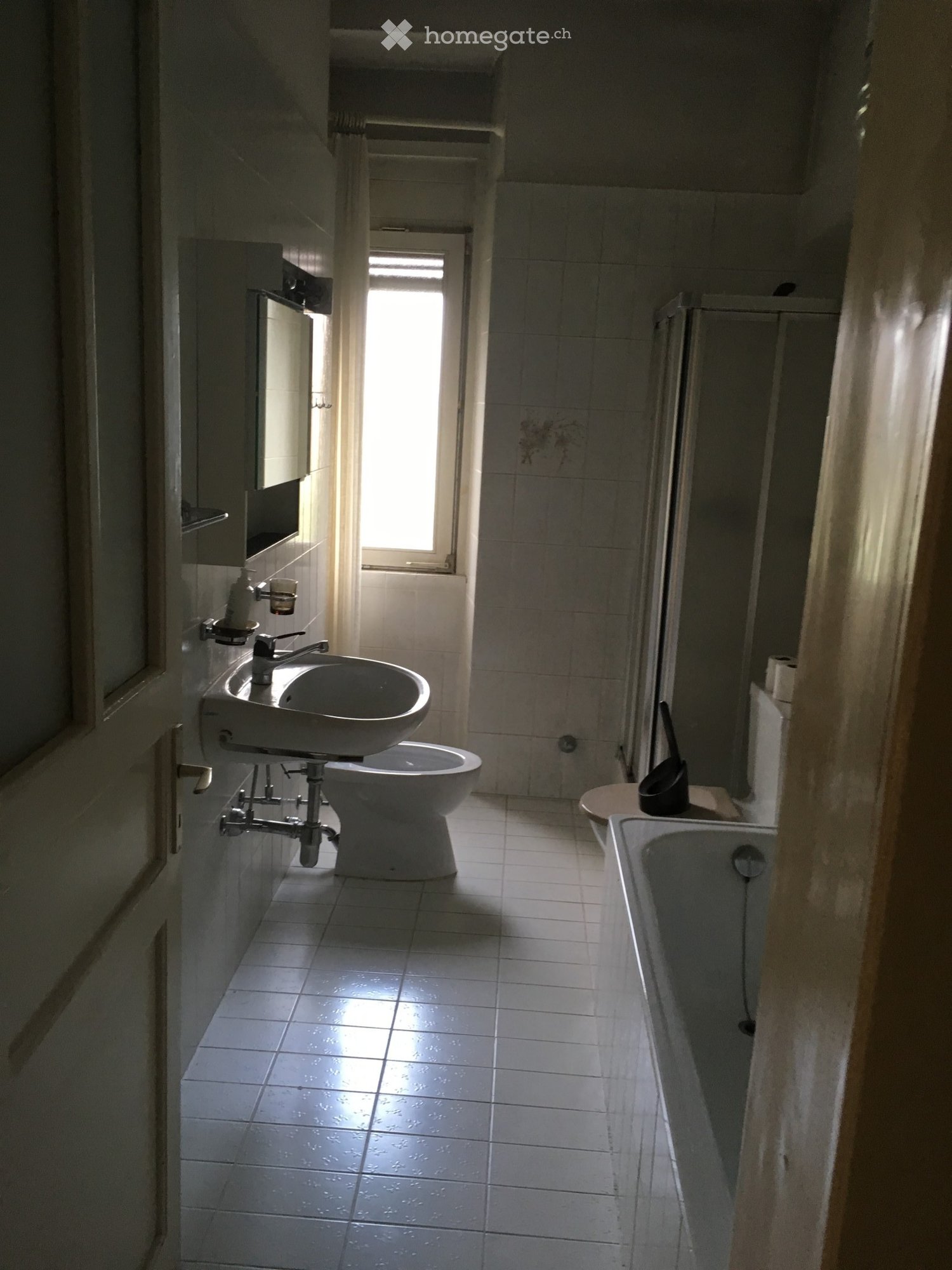 1 pièce chambre simple