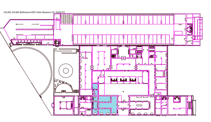 215m² shop