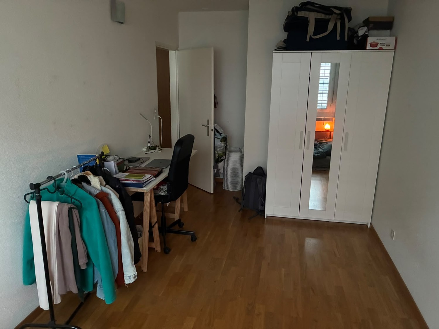Stanza in un appartamento condiviso, foto 2 di 4