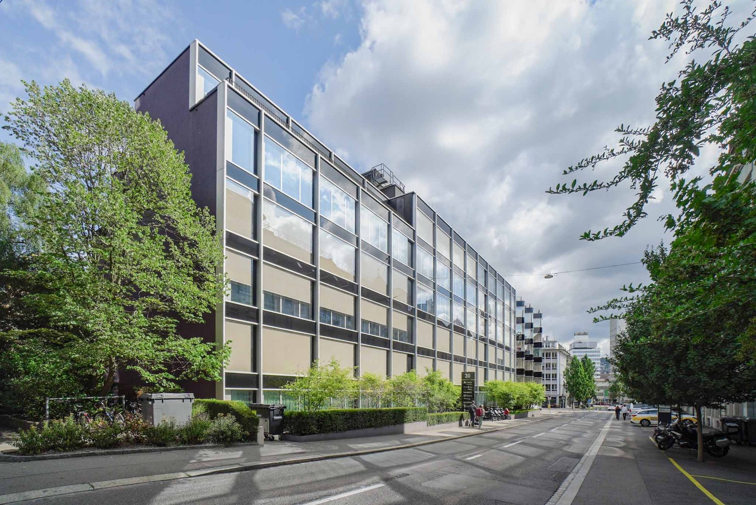670m² ufficio