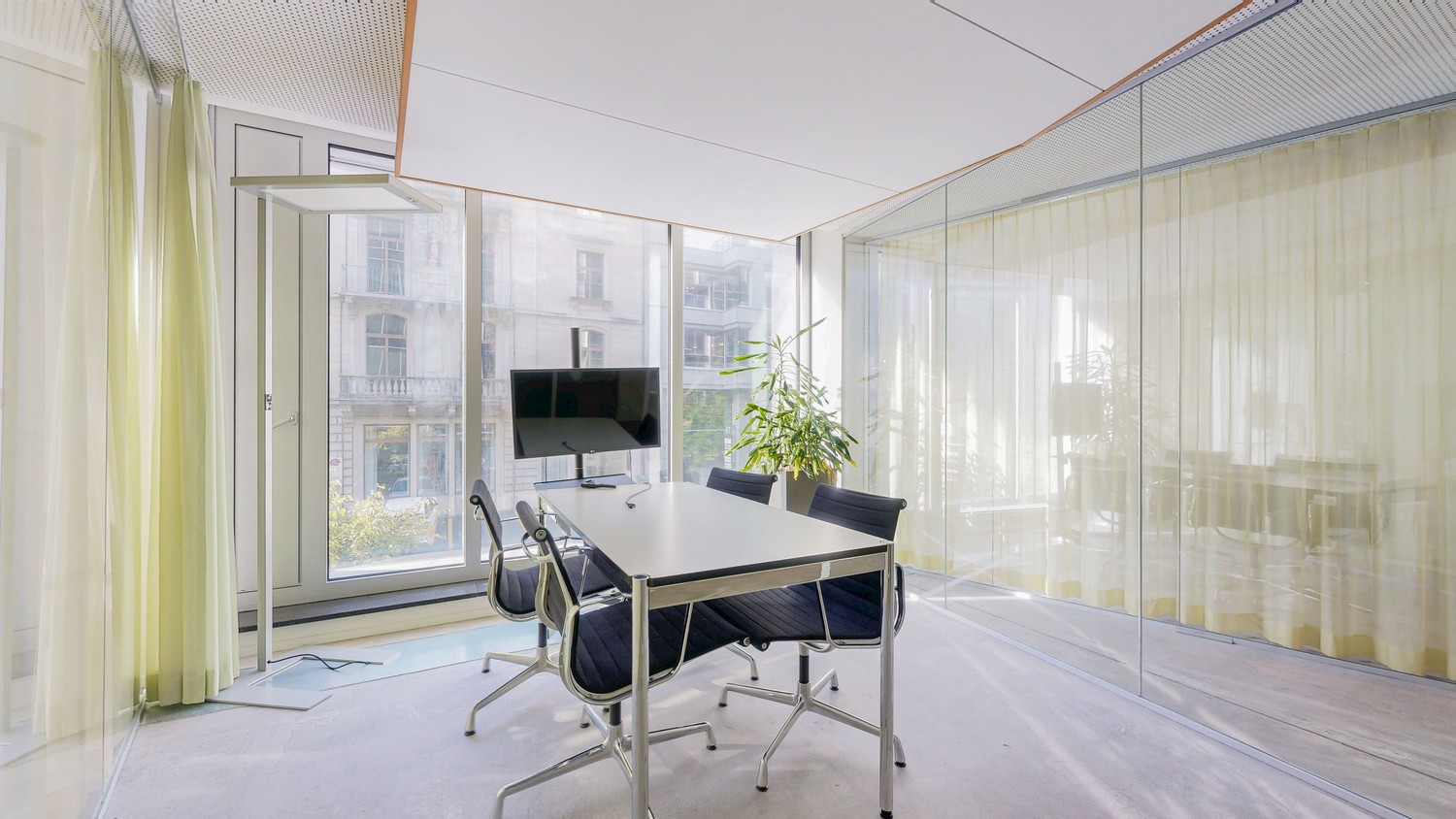 670m² ufficio