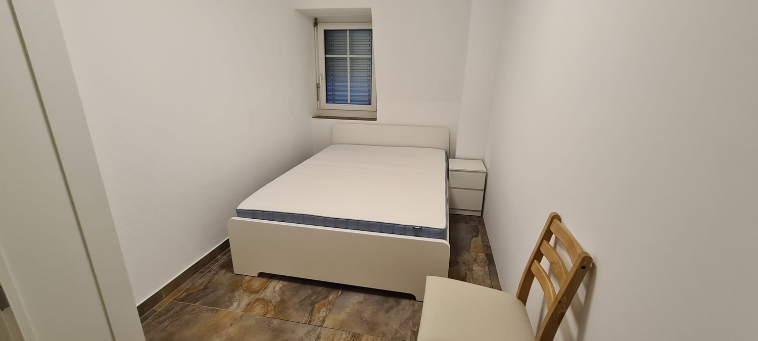 Möbliertes Zimmer in einer gepflegten Wohngemeinschaft (nahe Messe Basel)