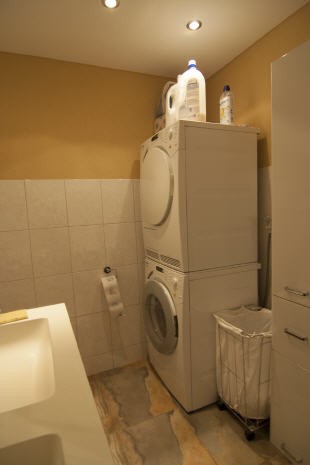 Möbliertes Zimmer in einer gepflegten Wohngemeinschaft (nahe Messe Basel)