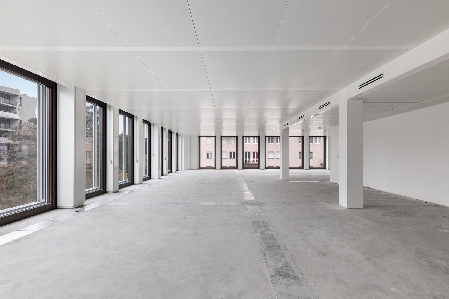 257m² ufficio, foto 3 di 3