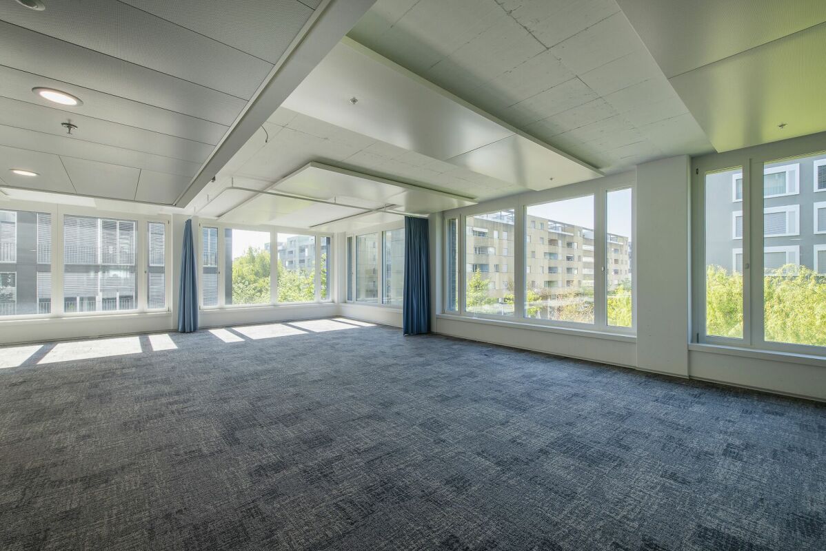 3817m² ufficio