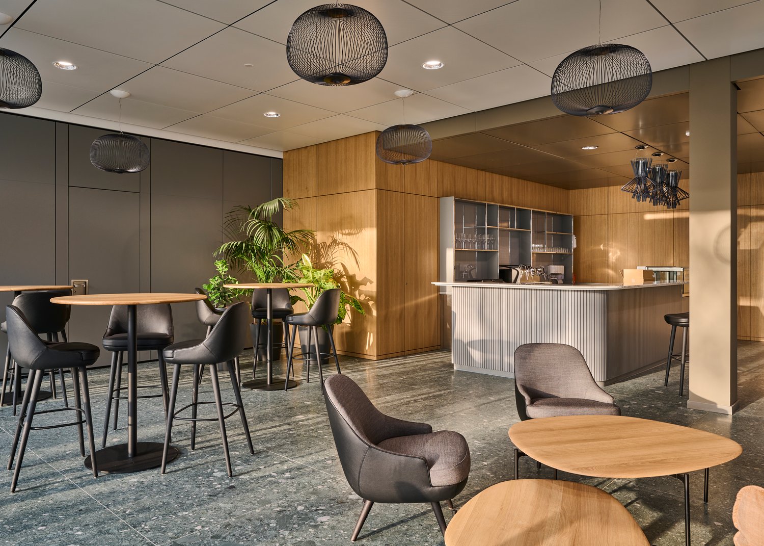 1451m² ufficio