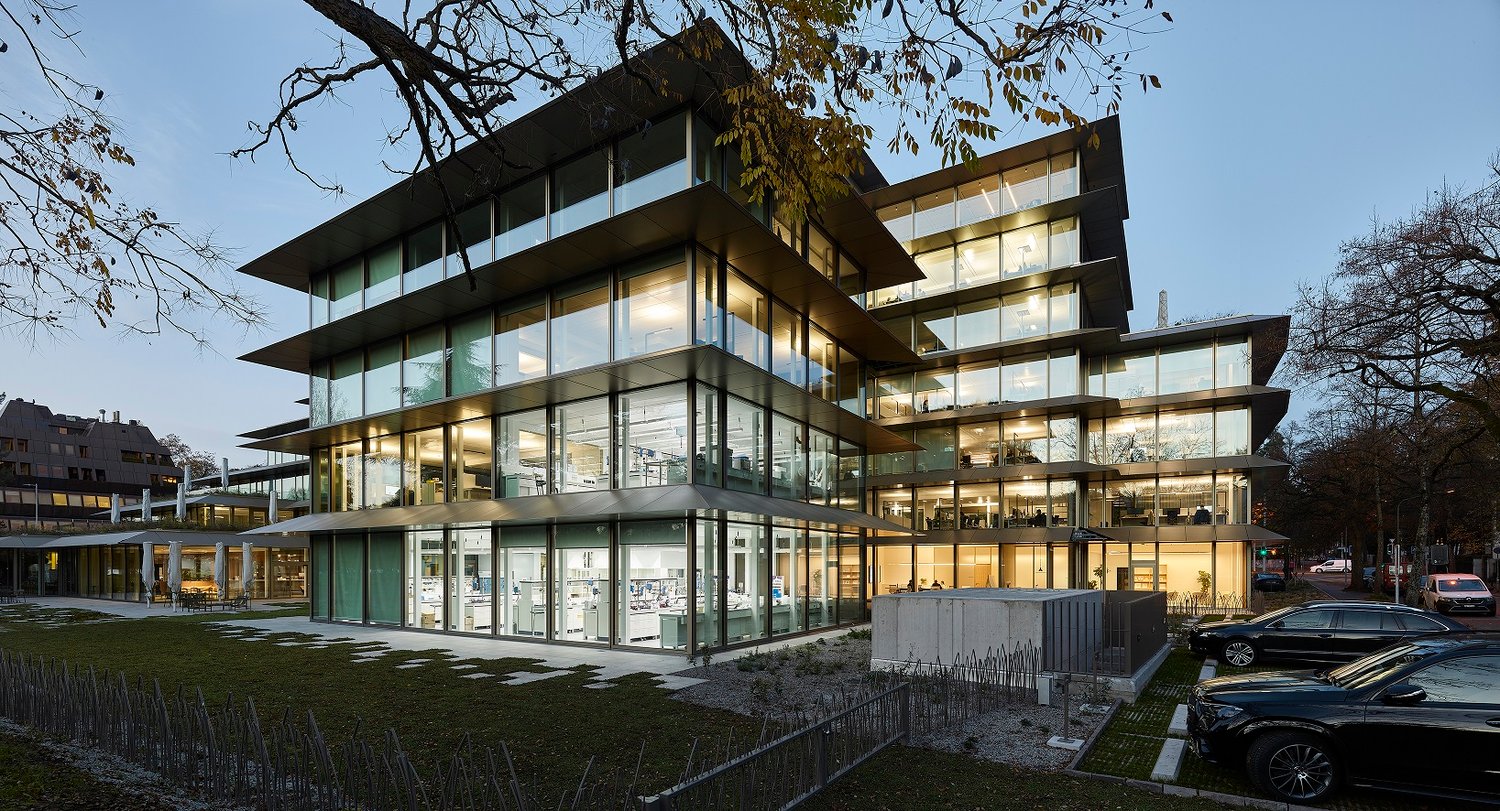 1451m² ufficio