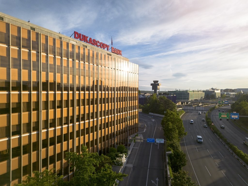 417m² ufficio, foto 2 di 9