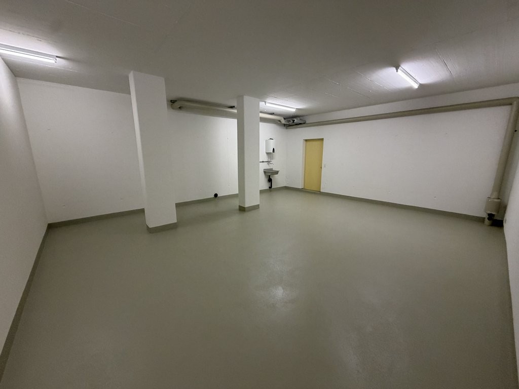 90m² locale hobby
