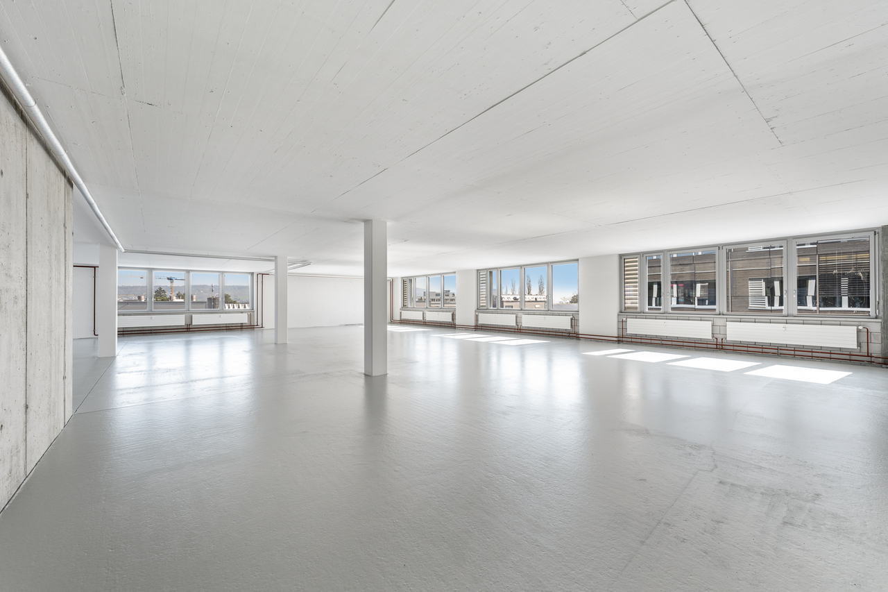 708m² commerciale, foto 4 di 10