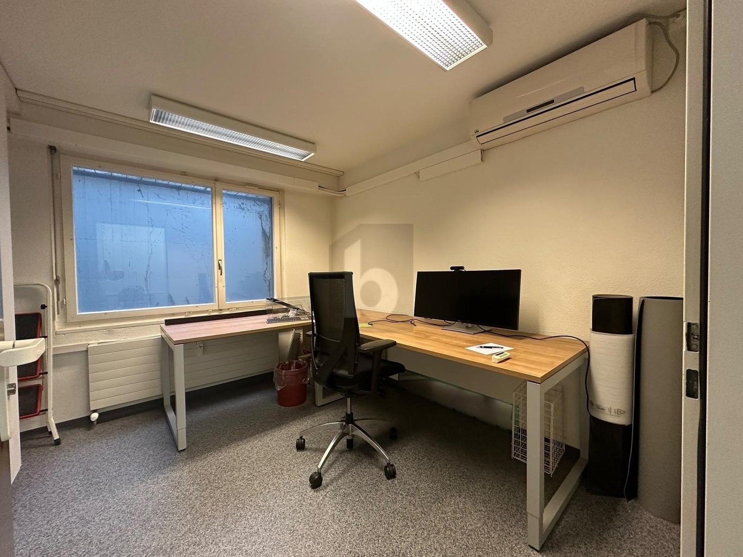 74m² ufficio