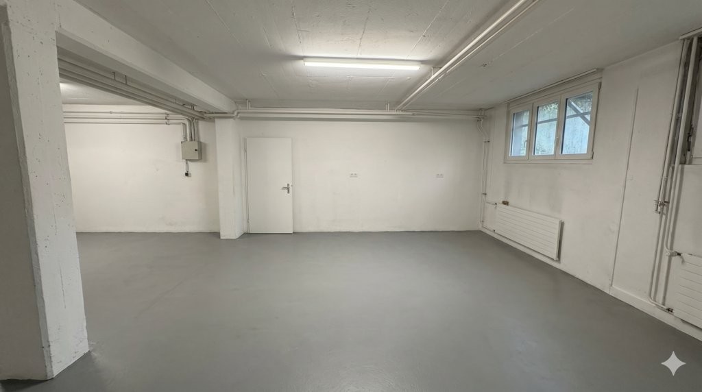 73m² commercial