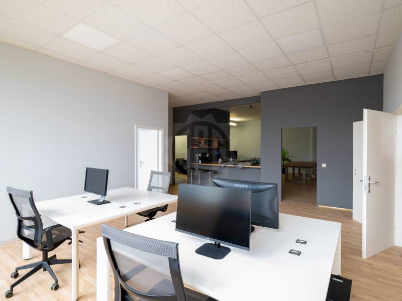 348m² ufficio