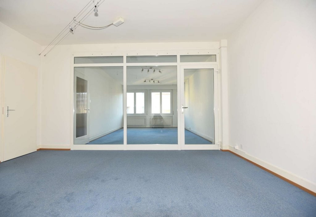 80m² Büro
