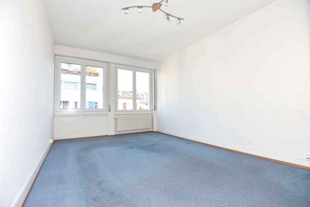 80m² Büro