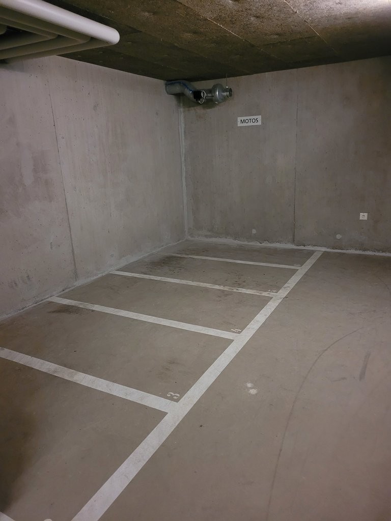 Posti auto coperti per biciclette, foto 2 di 3