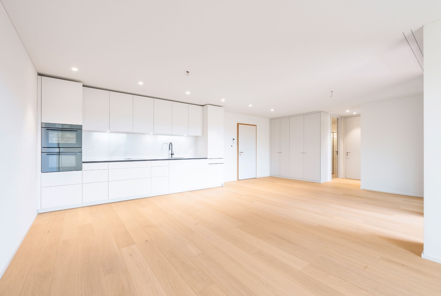 Appartamento di 2 ½ locali, foto 1 di 10