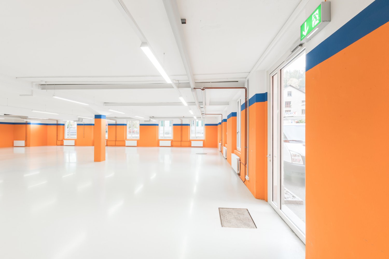 863m² commerciale