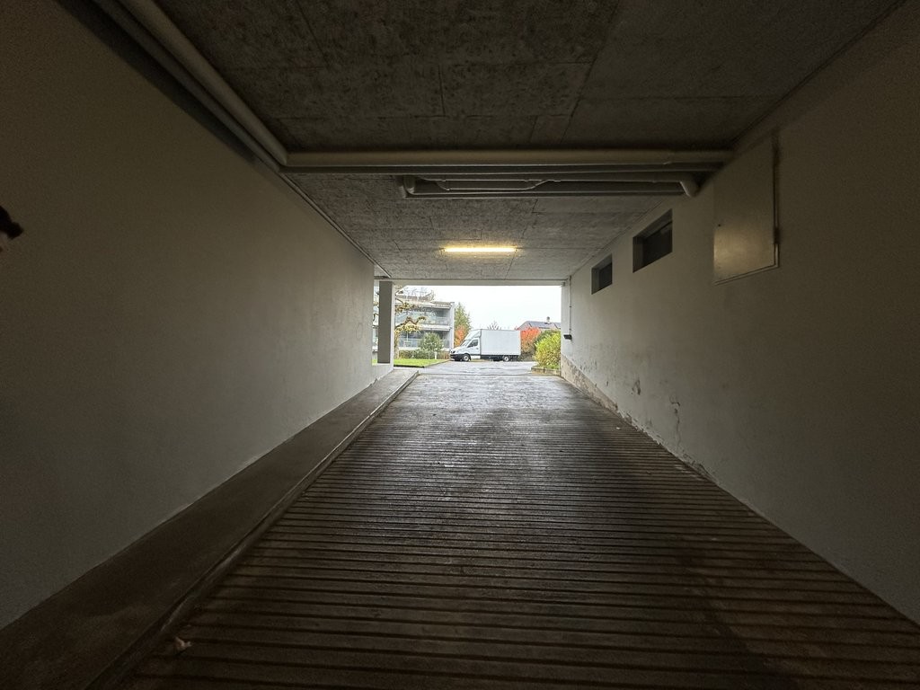 Posti auto coperti per biciclette