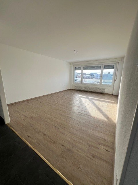 Appartamento 4 ½ locali, foto 2 di 7