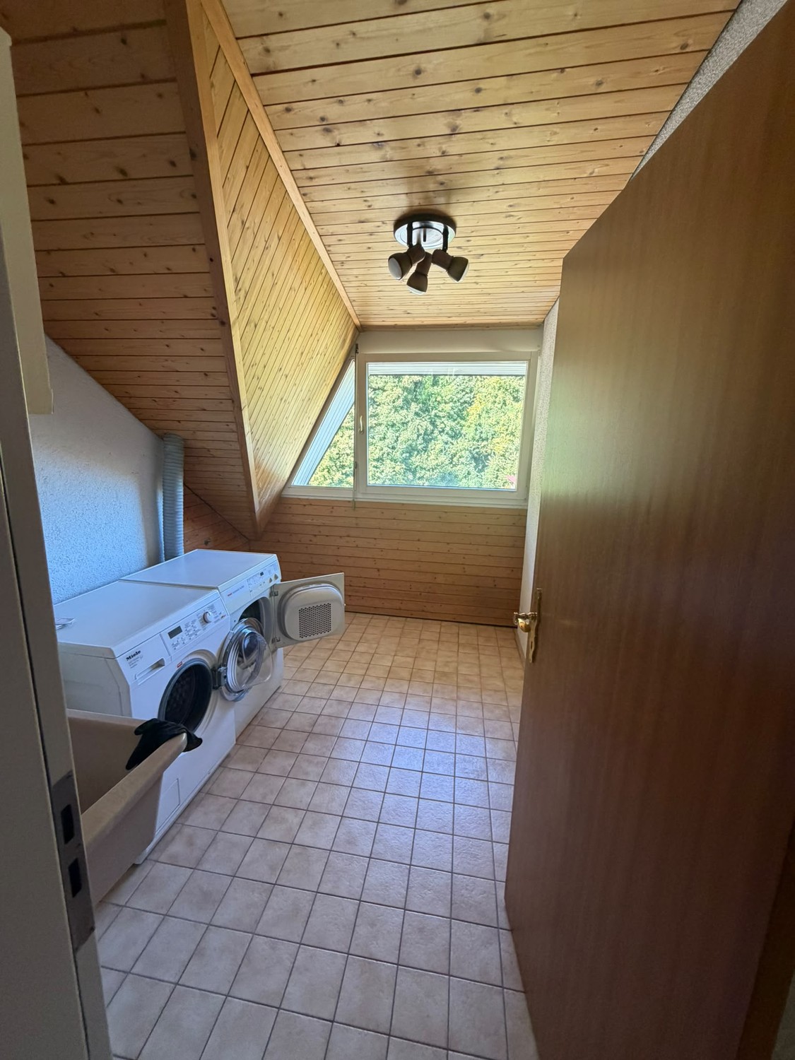 Appartamento di 5 ½ locali, foto 6 di 10