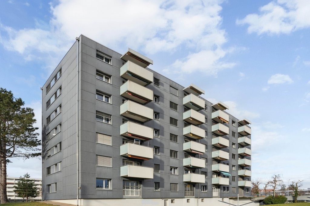 2m² di parcheggio coperto per biciclette, foto 1 di 2