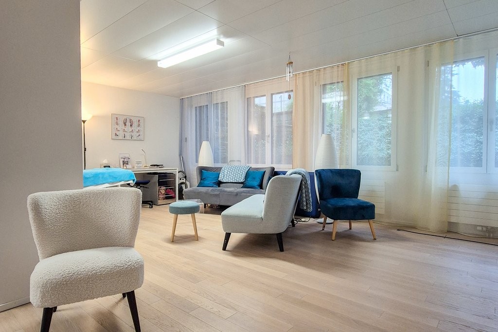 64m² commerciale