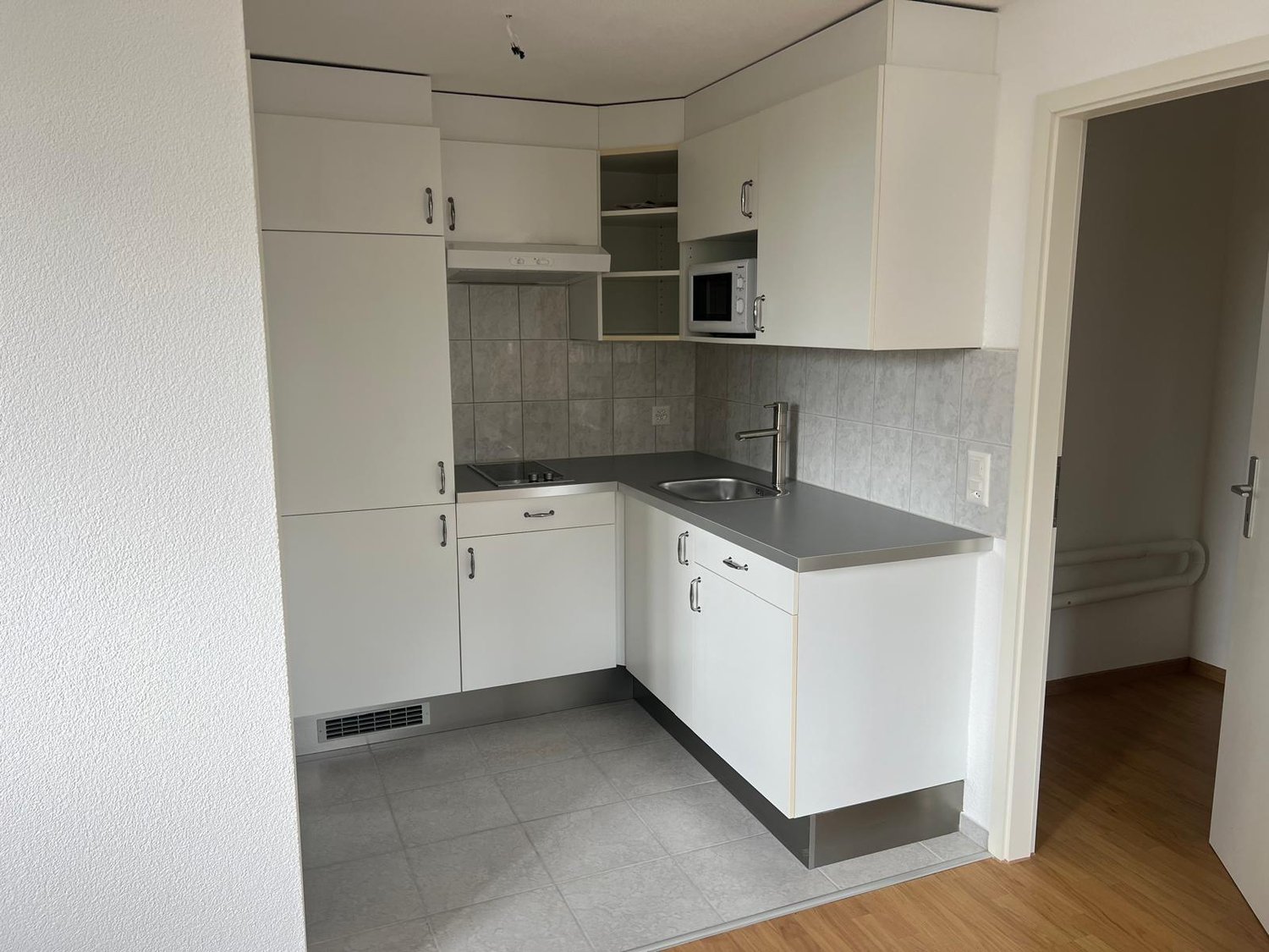 135m² office