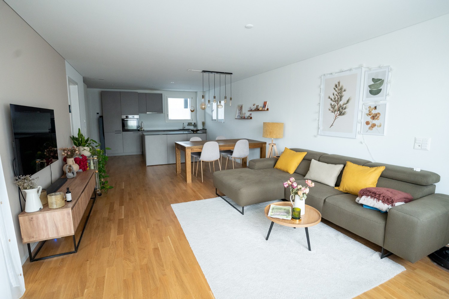 Appartamento di 3 ½ locali, foto 2 di 6