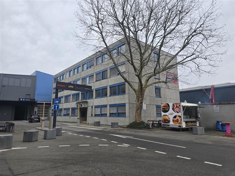 198m² ufficio, foto 1 di 9