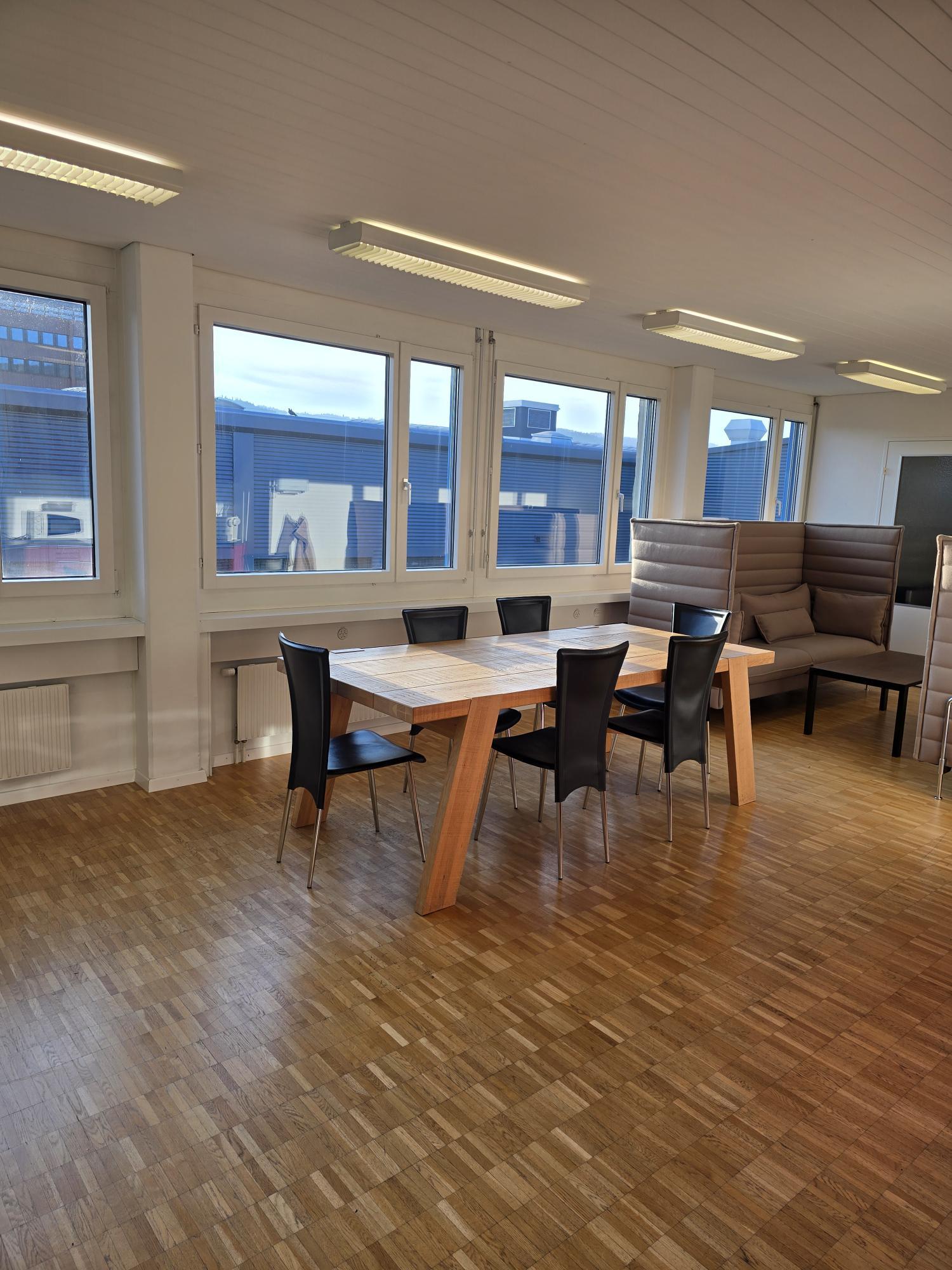 198m² ufficio, foto 3 di 9