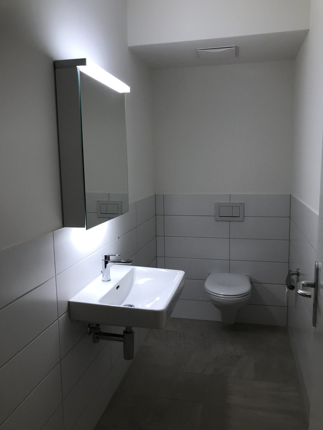 Camera in un appartamento condiviso, foto 5 di 5