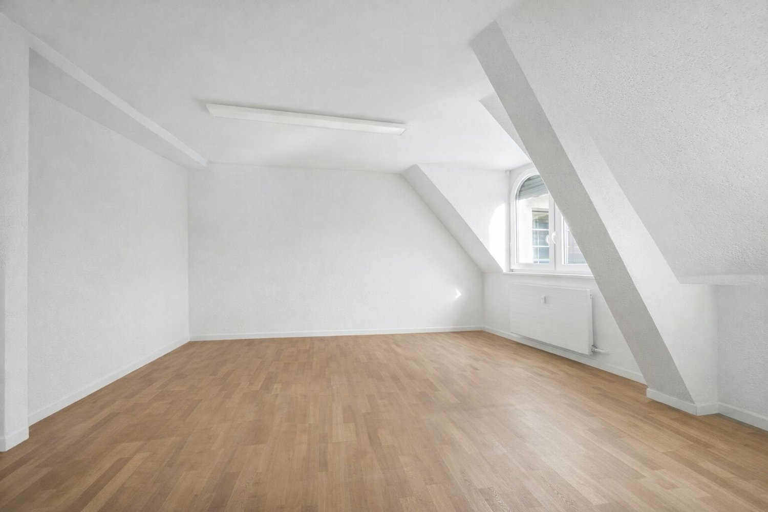 189m² ufficio, foto 3 di 10