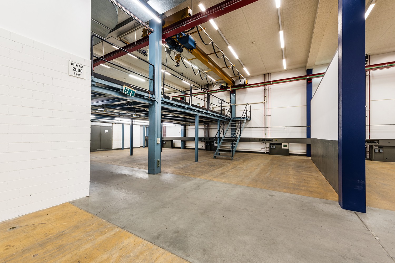 1020m² laboratorio