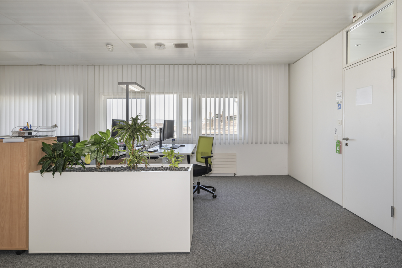 700m² office, foto 9 di 10