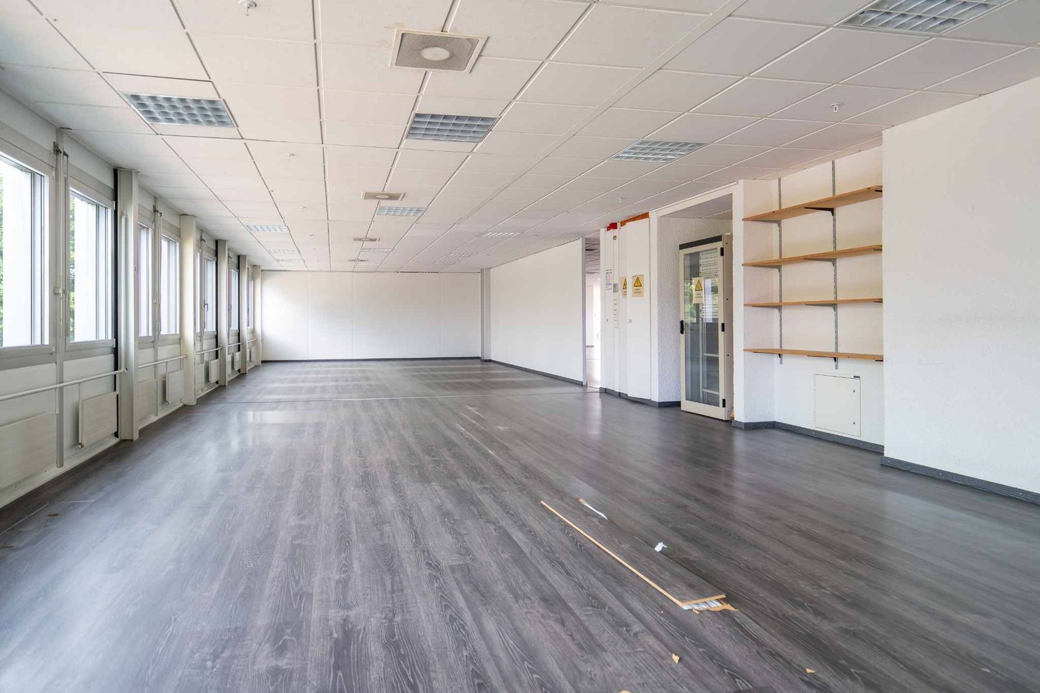 626m² ufficio