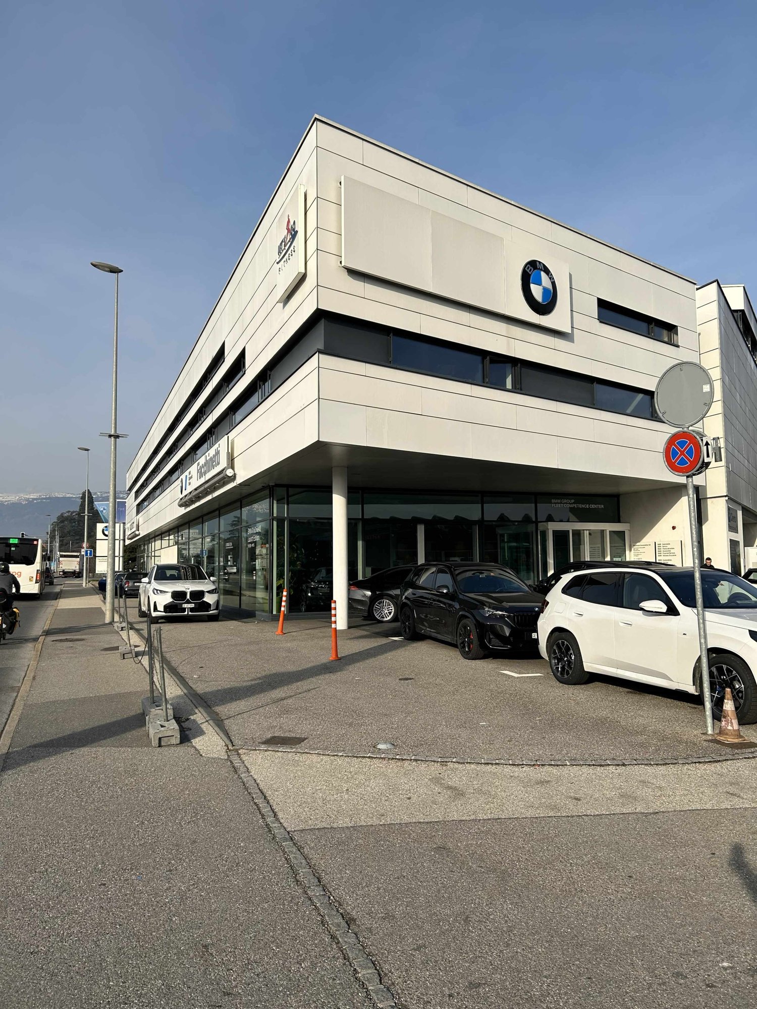 2984m² Laden